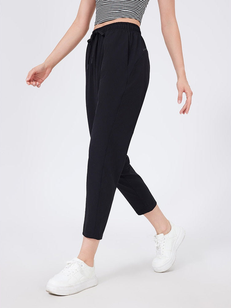 Ankle-Tied Cropped Sweatpants
