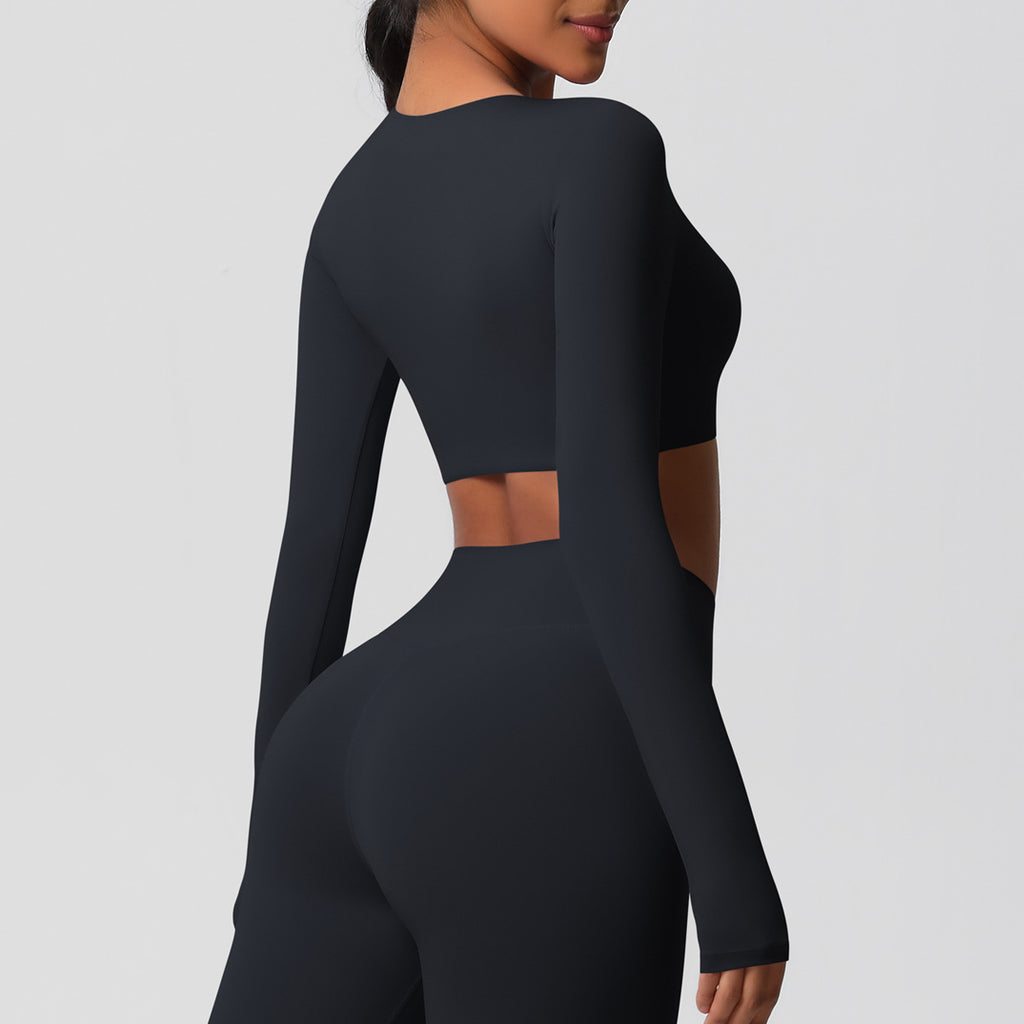 بلوزة شتوية بأكمام طويلة مع وسادة صدر