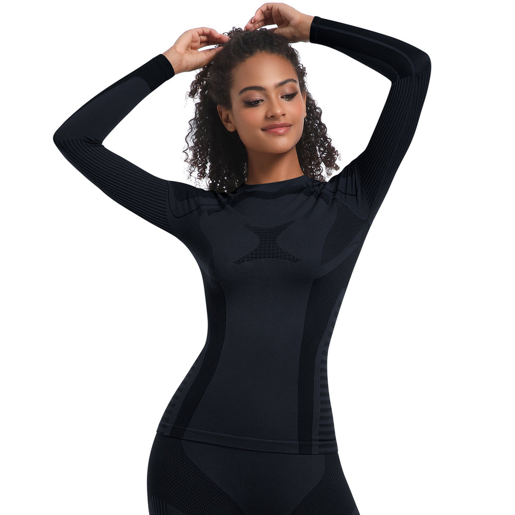 تي شيرت ضاغط بأكمام طويلة