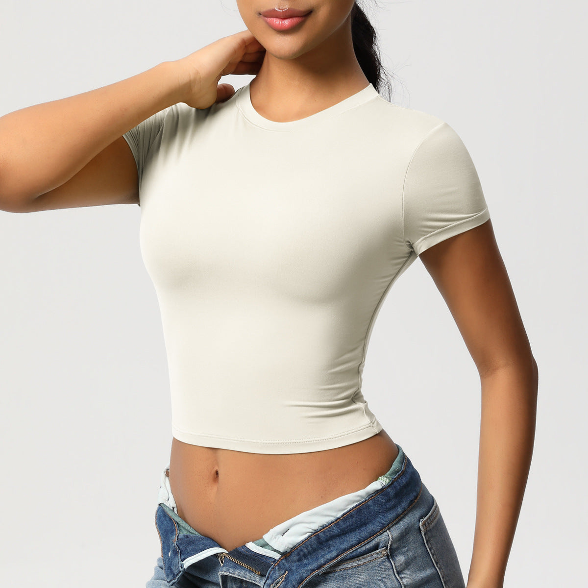 تي شيرت أداء المحاصيل