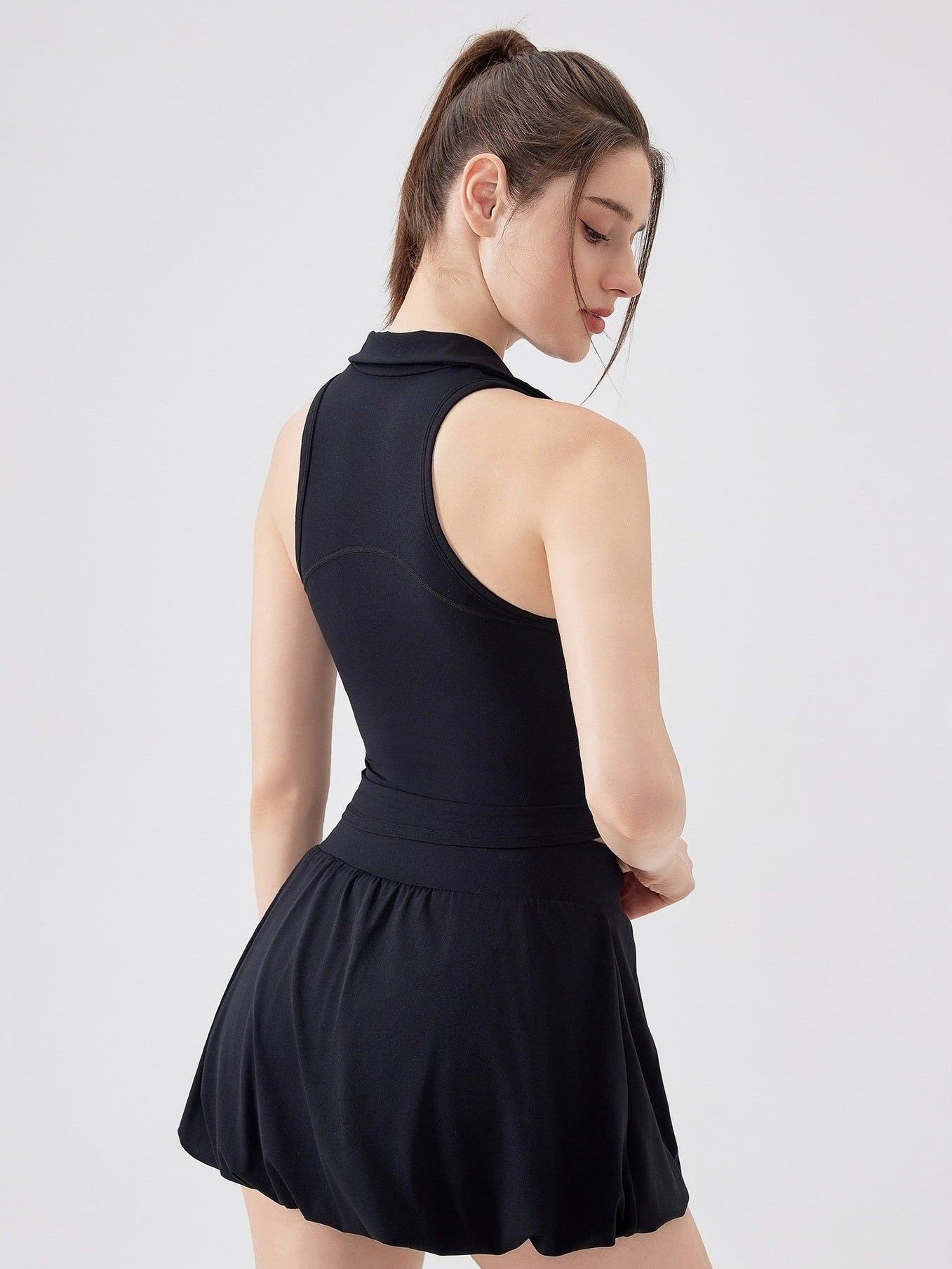 قميص يوغا قابل للتنفس