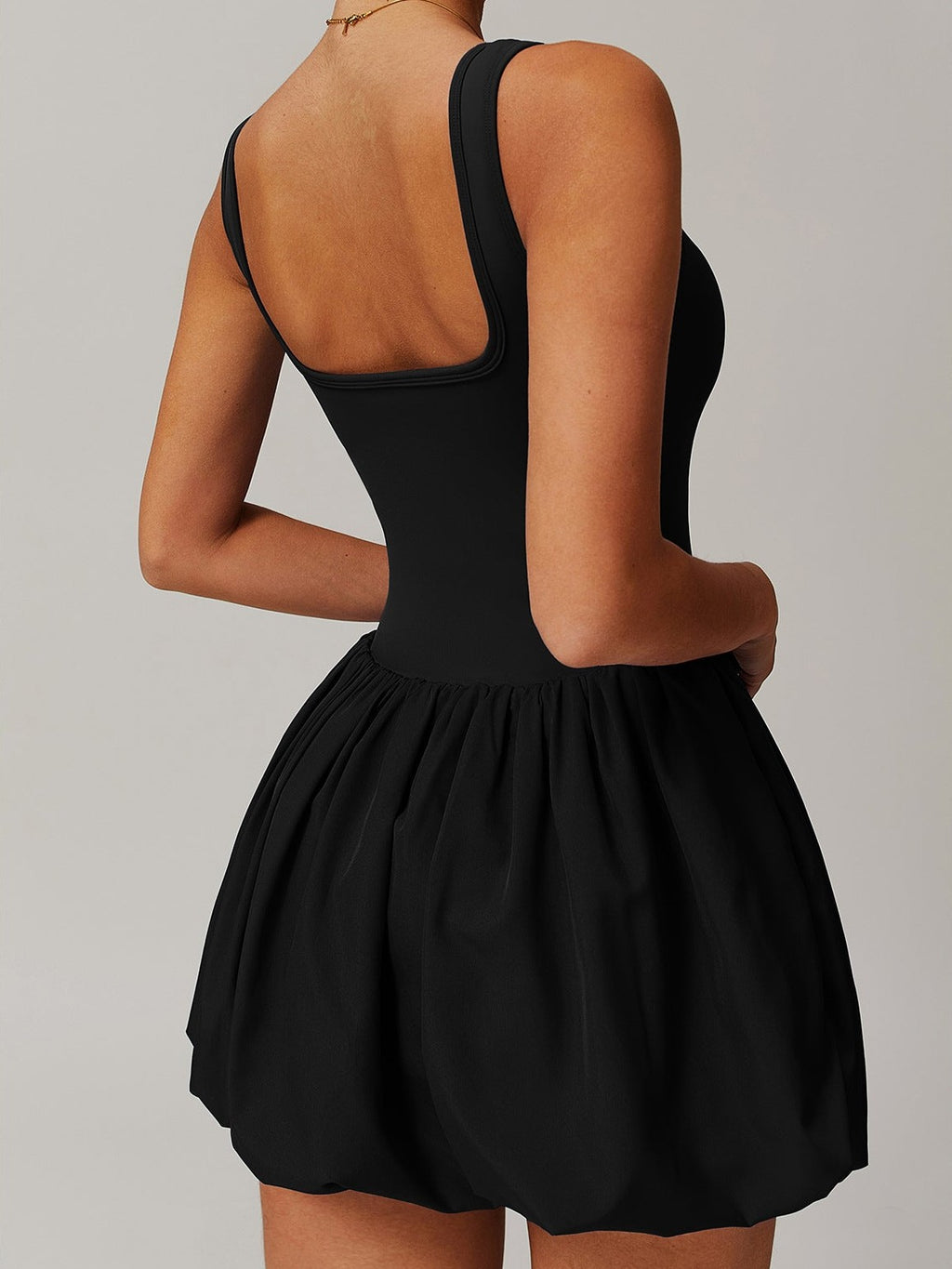 فستان رياضي مكشكش