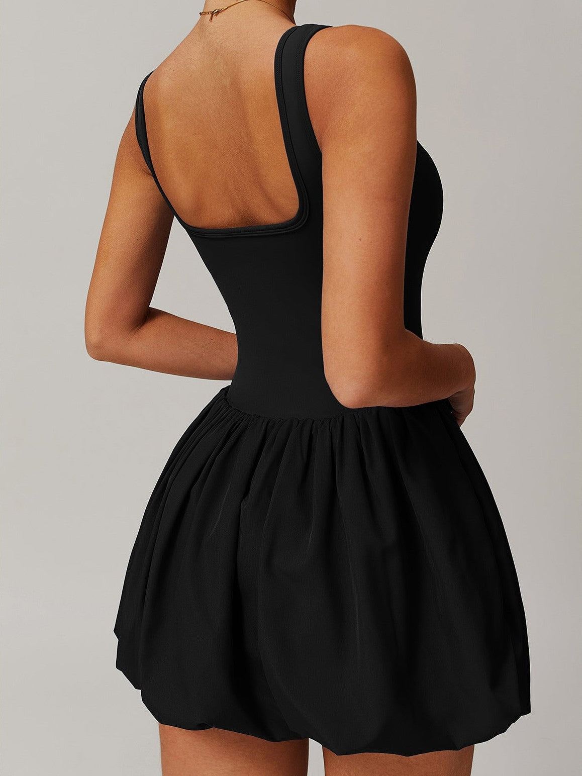 فستان رياضي مكشكش