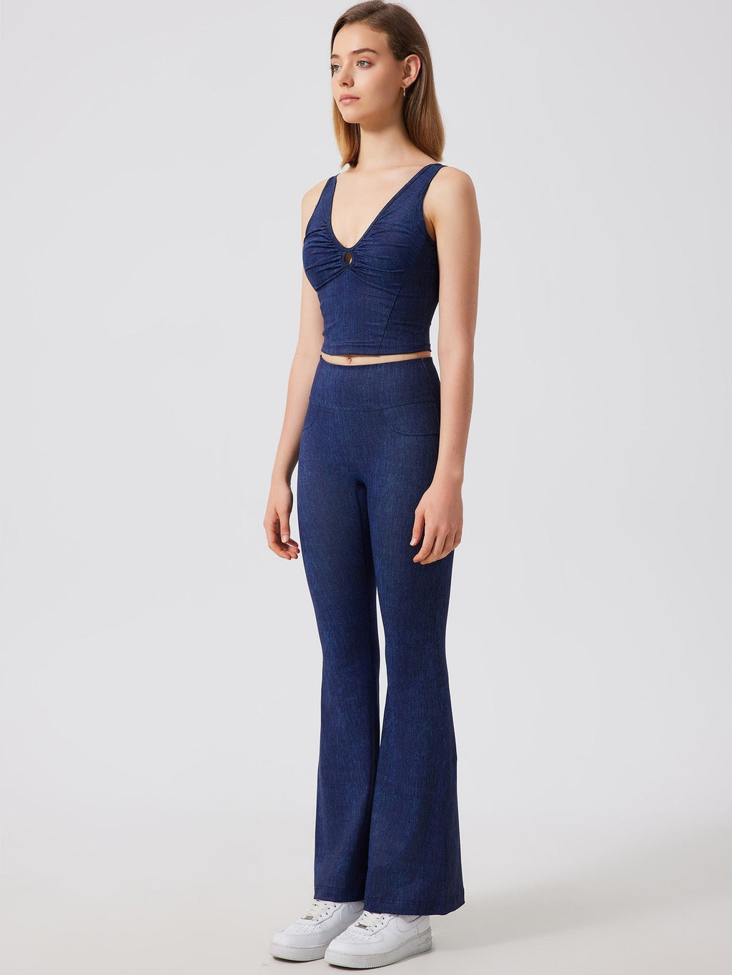 حمالة صدر رياضية قصيرة