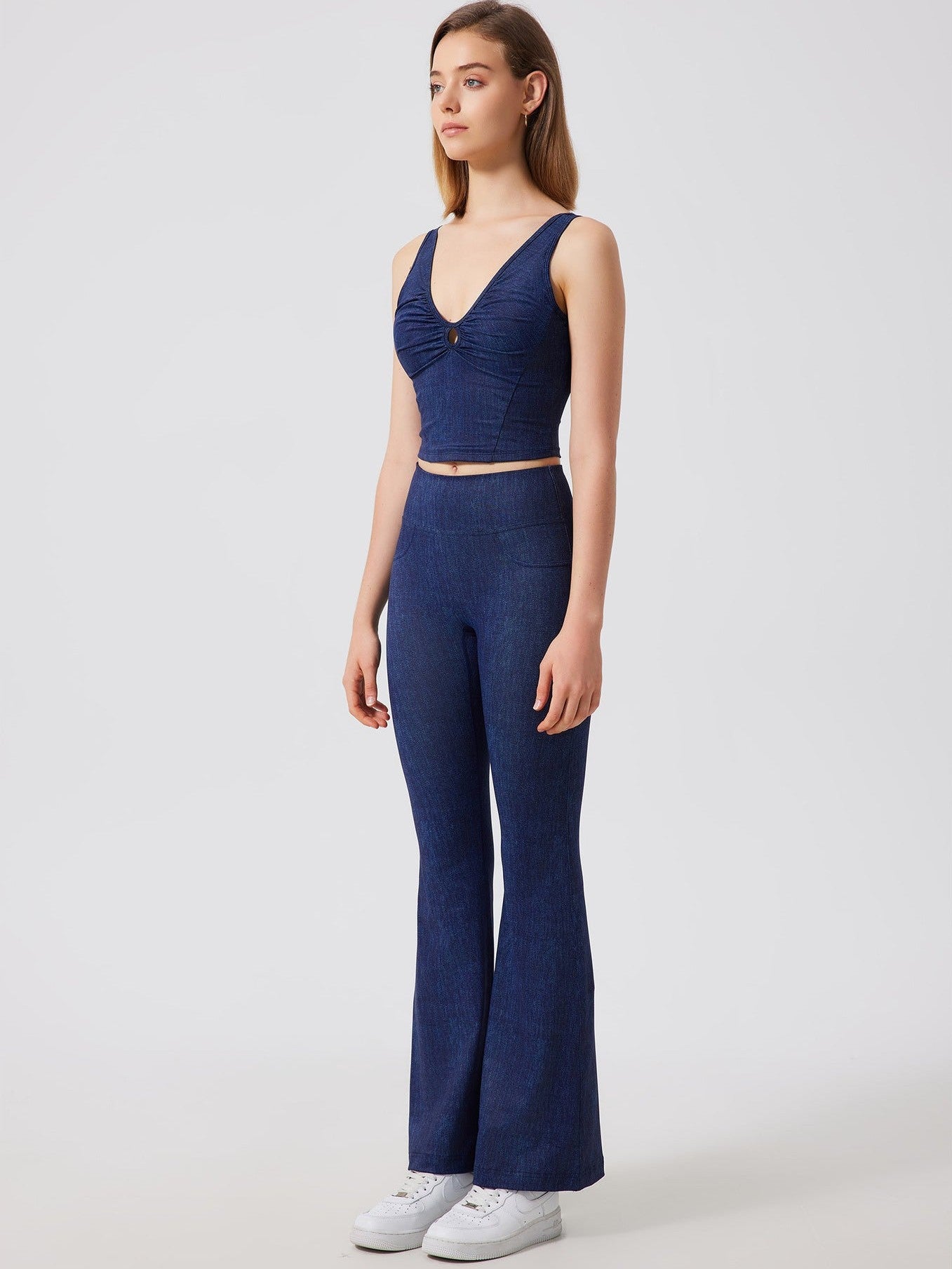 حمالة صدر رياضية قصيرة