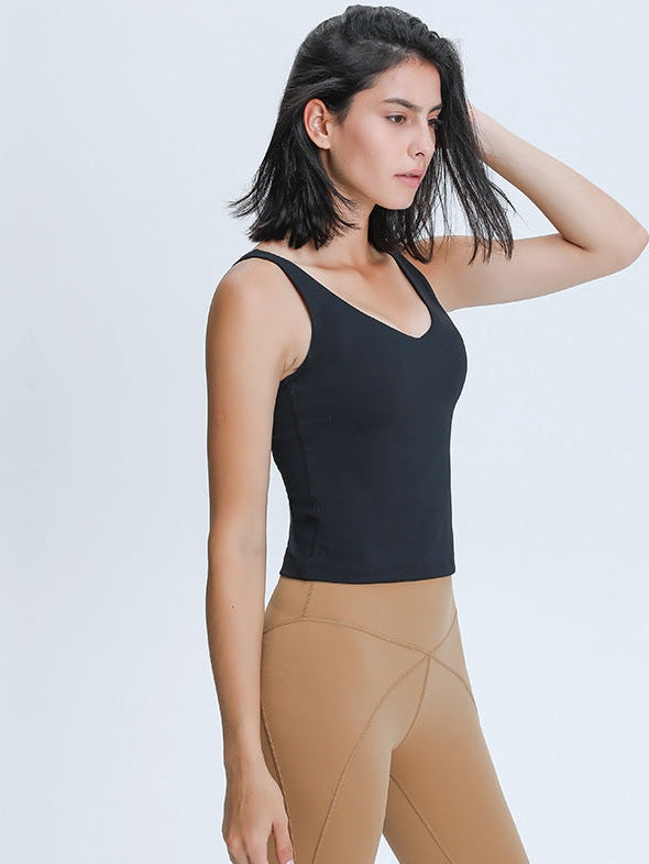 Tanktop mit V-Ausschnitt und U-Rücken