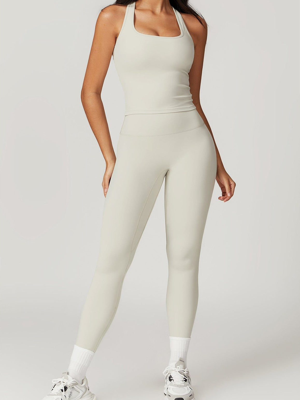 خزان خلفي على شكل حرف H