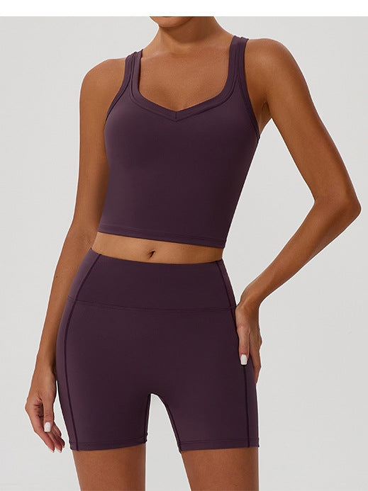 قميص داخلي على شكل حرف I مع وسادة صدر