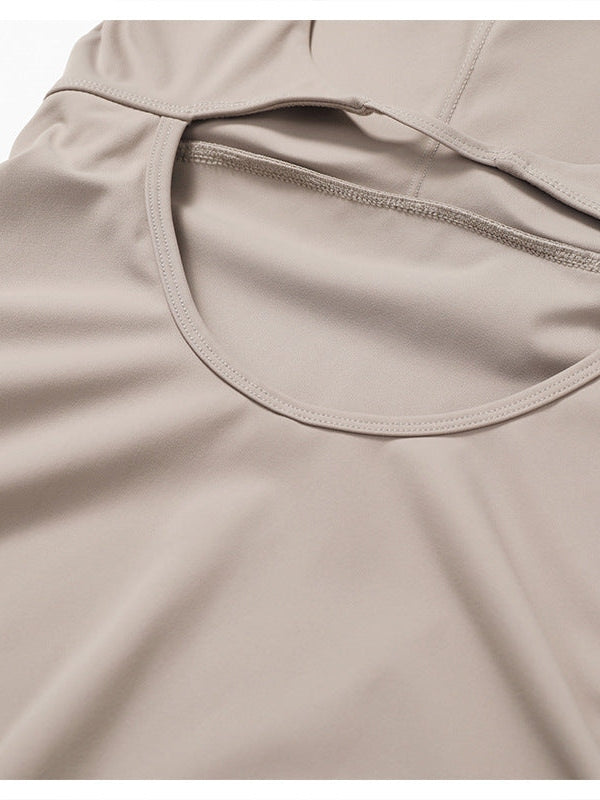 فستان رياضي بدون ظهر مع وسادة صدر