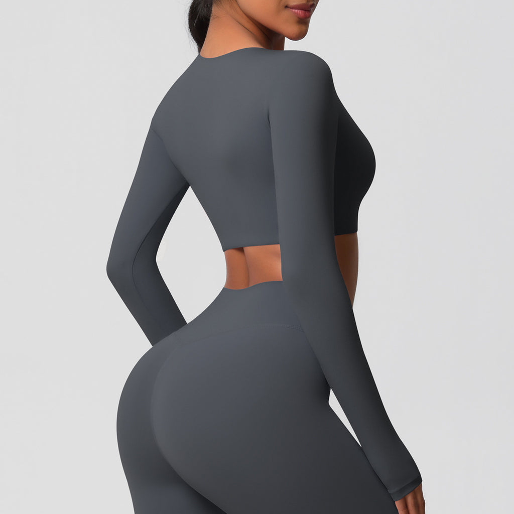 بلوزة شتوية بأكمام طويلة مع وسادة صدر