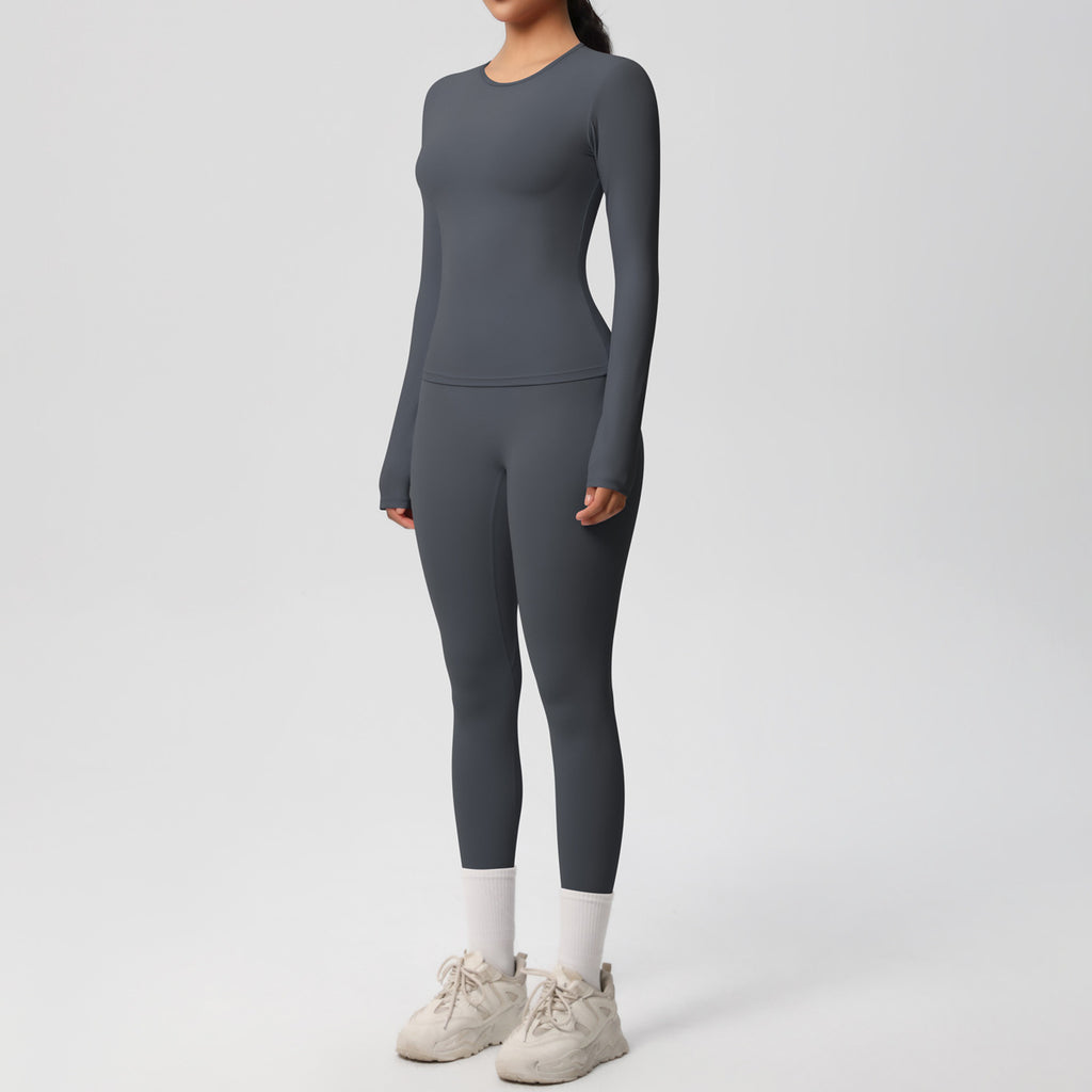 طقم يوغا بأكمام طويلة