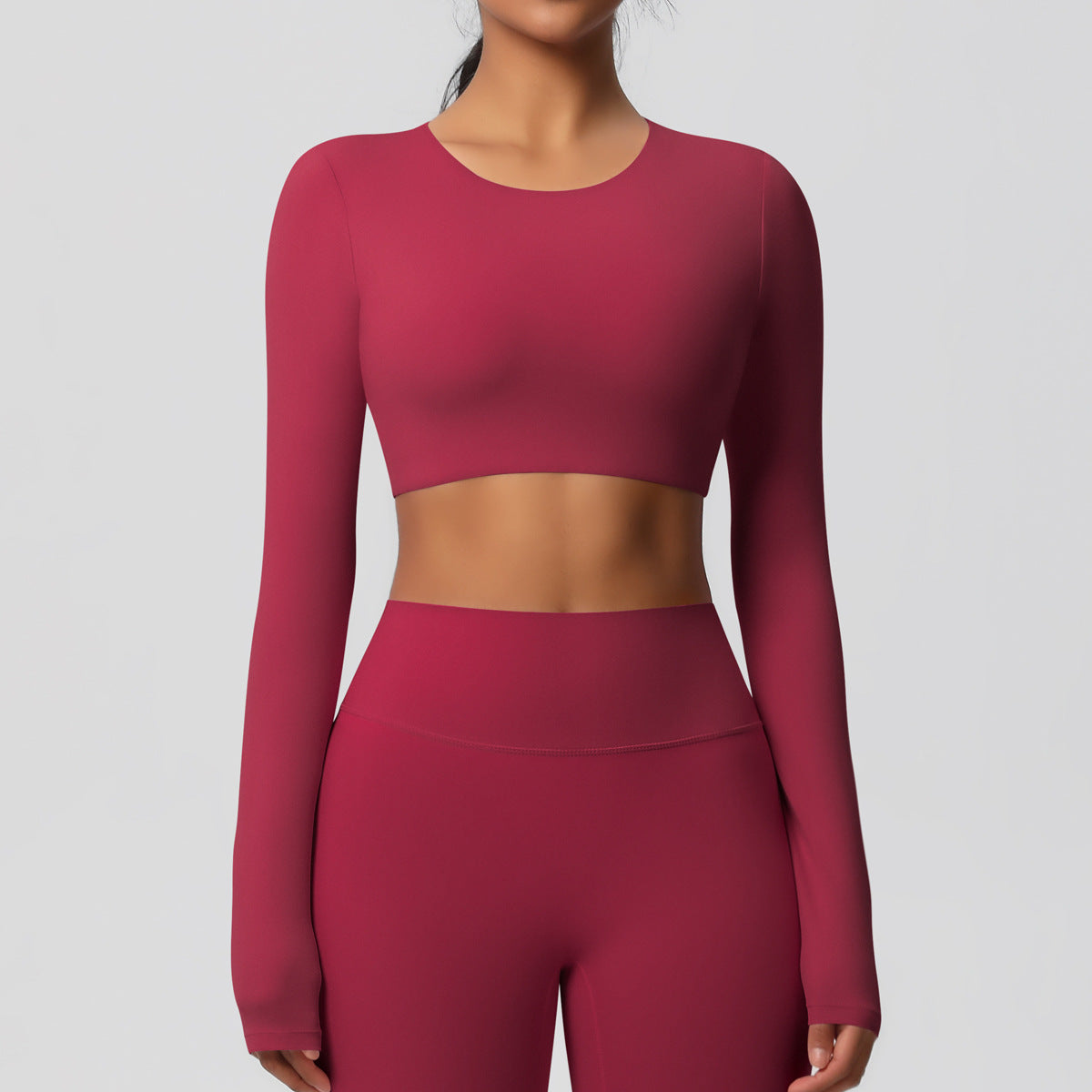 بلوزة شتوية بأكمام طويلة مع وسادة صدر