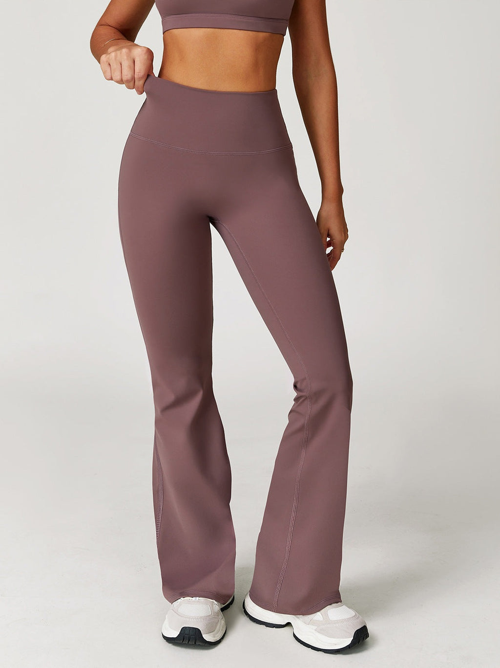 بنطال واسع الساق