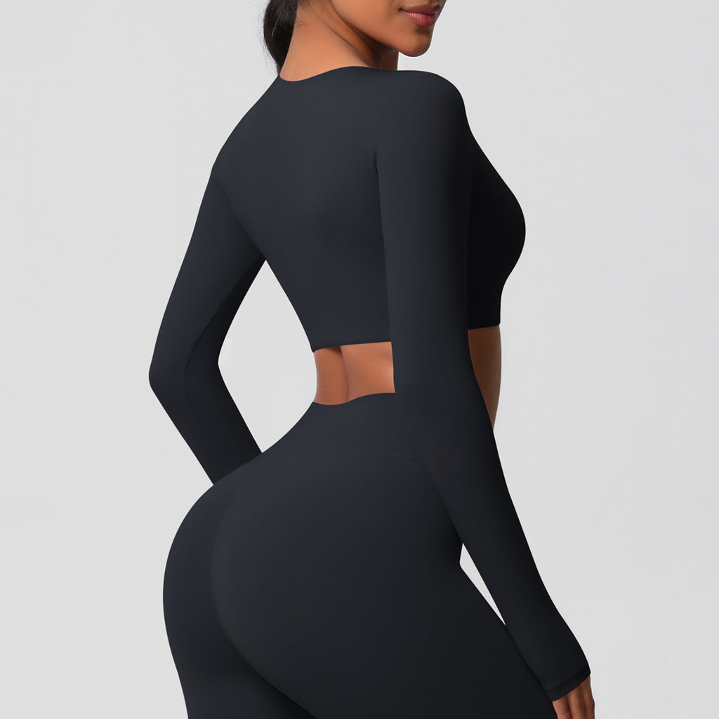 بلوزة شتوية بأكمام طويلة مع وسادة صدر