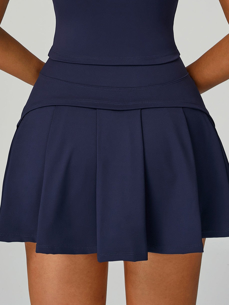 Sportrock mit Taschen und Verstellmöglichkeit