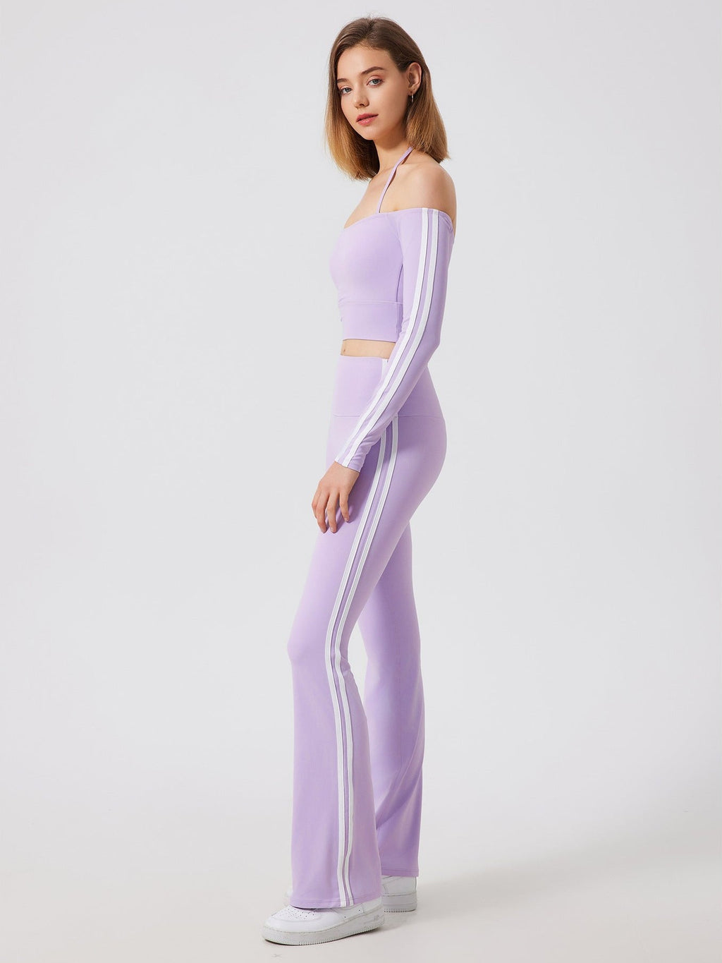 حمالة صدر رياضية قصيرة بأكمام طويلة