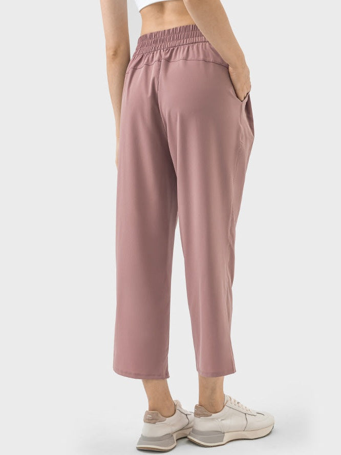 بنطال رياضي قصير