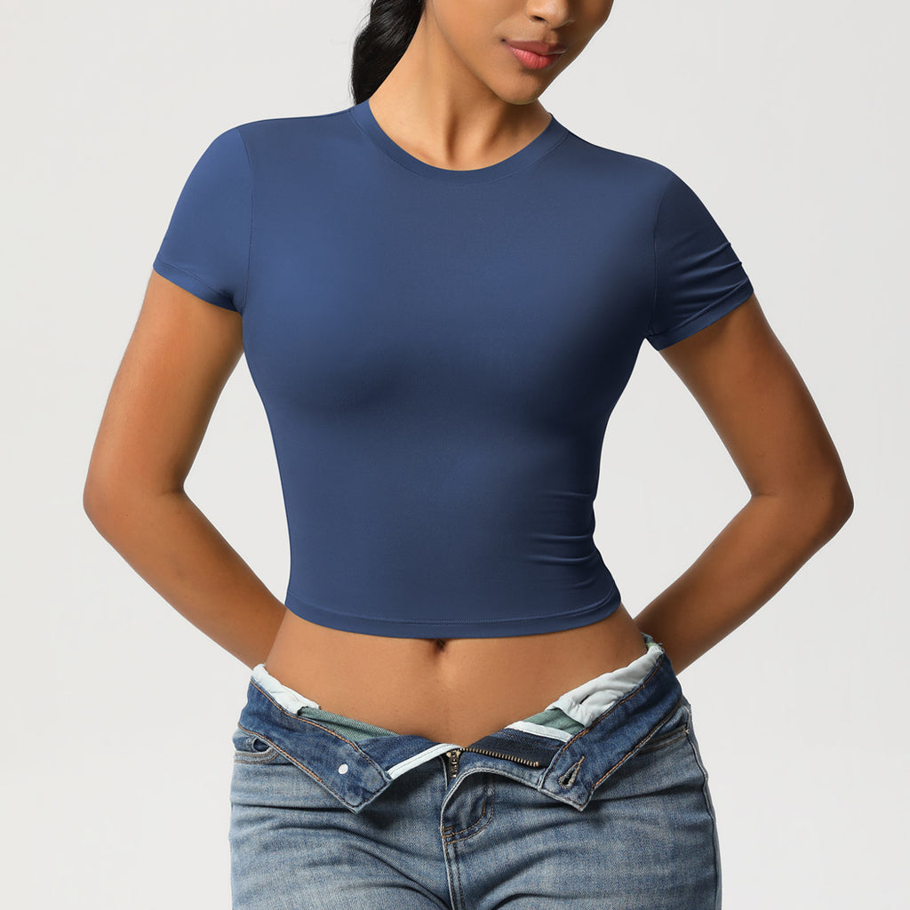 تي شيرت أداء المحاصيل