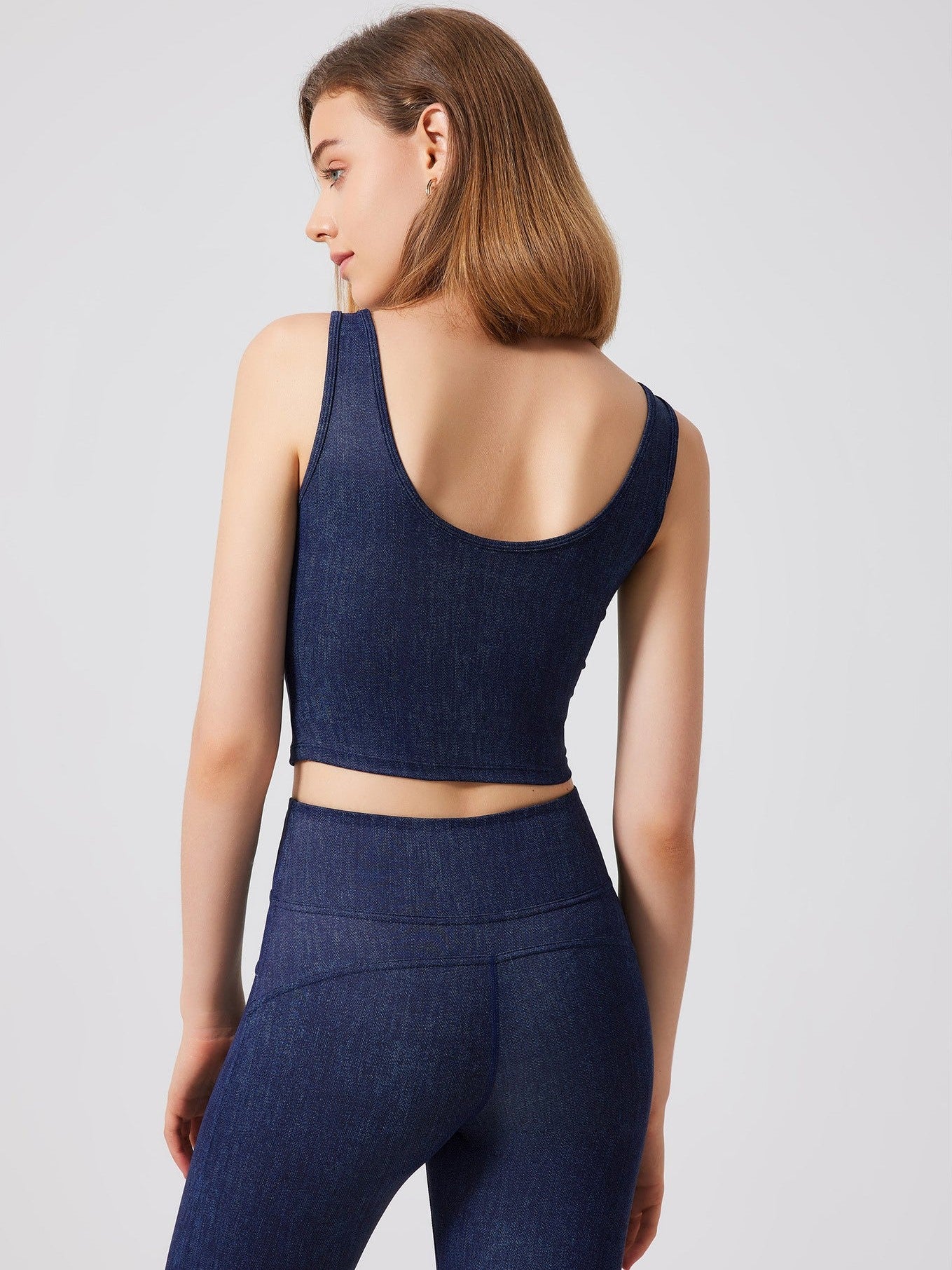 حمالة صدر رياضية قصيرة