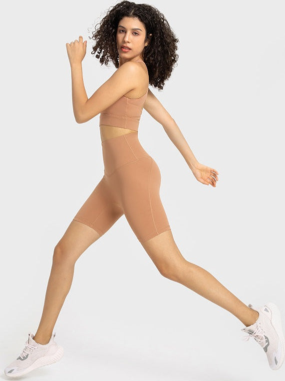 شورت يوغا عالي الخصر