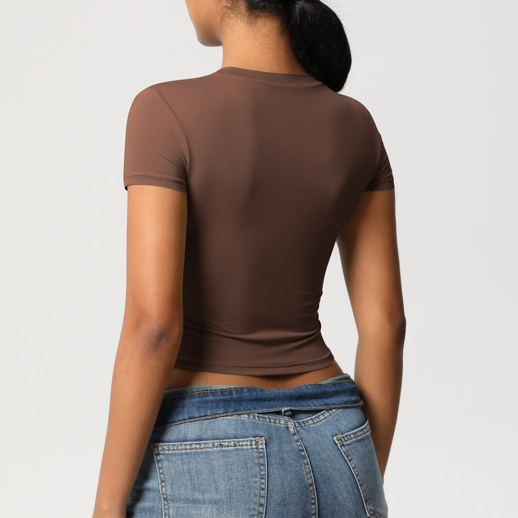 تي شيرت أداء المحاصيل