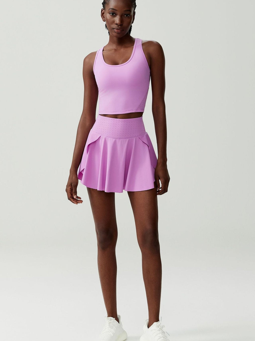 تنورة تنس عالية الخصر