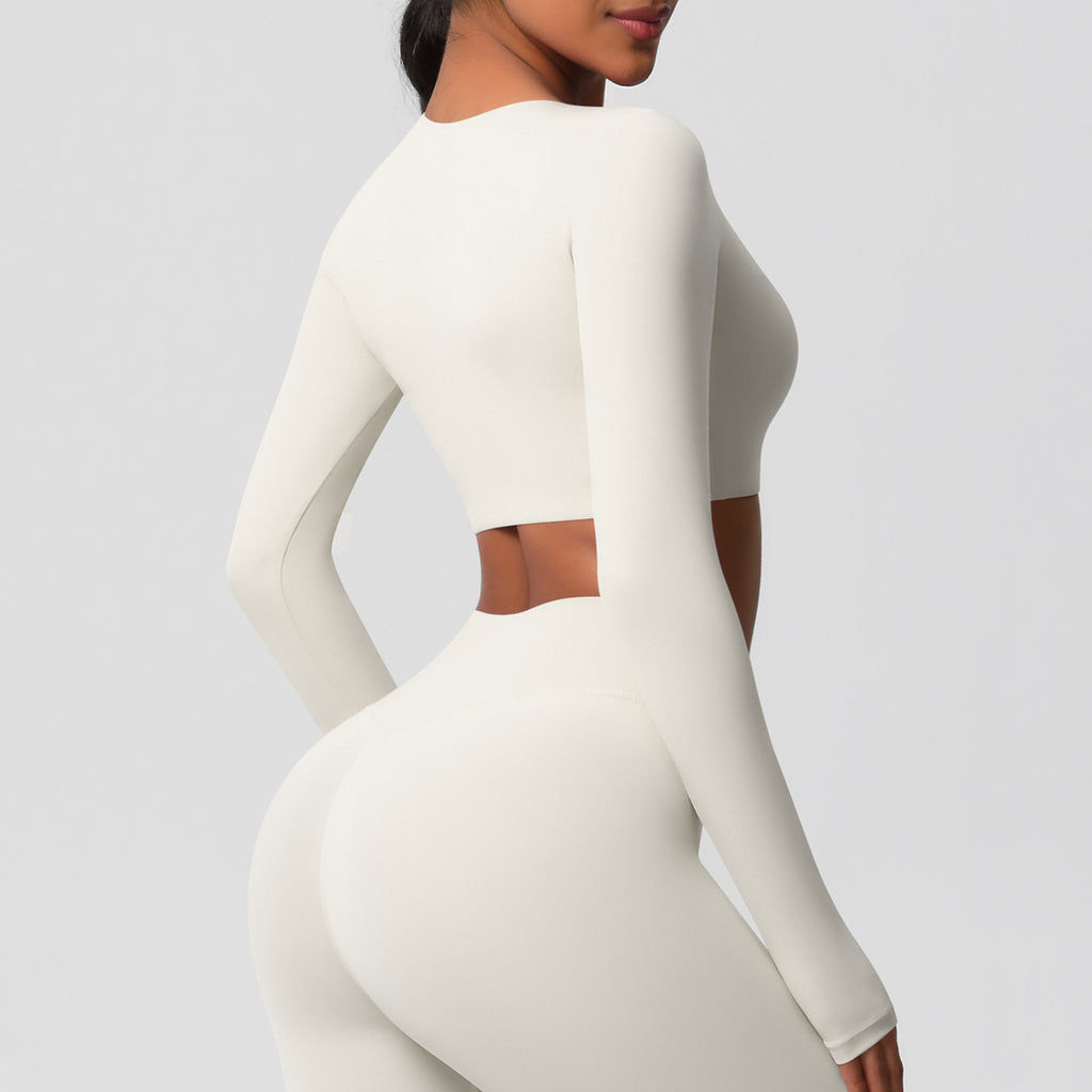 بلوزة شتوية بأكمام طويلة مع وسادة صدر