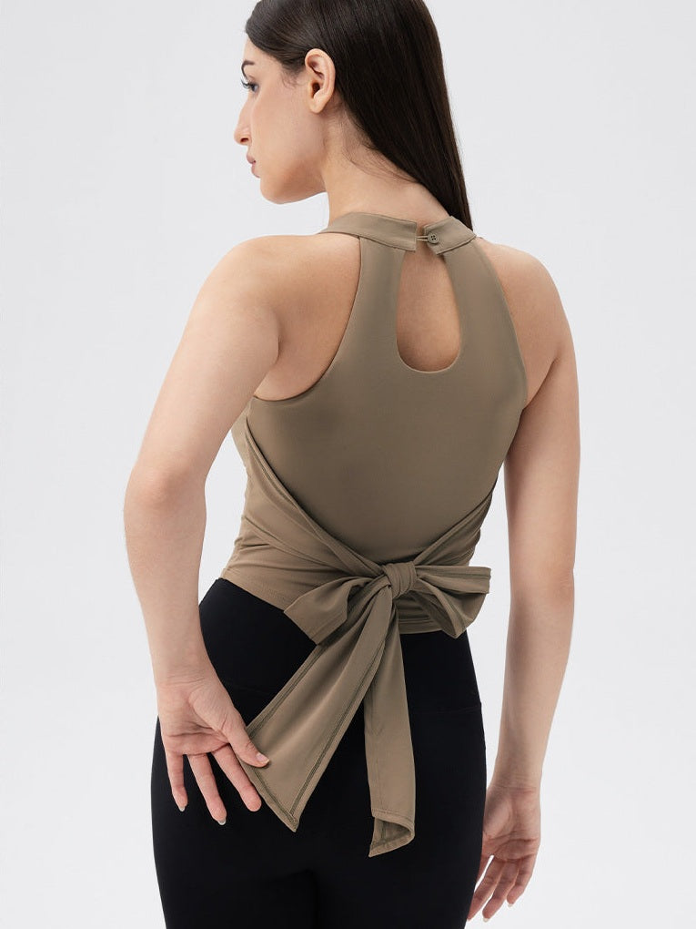 سترة يوغا مزودة بوسادة صدر برباط