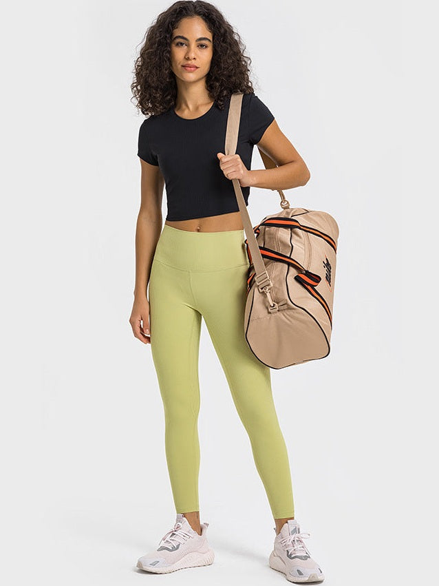 قميص قصير مخطط مضلع