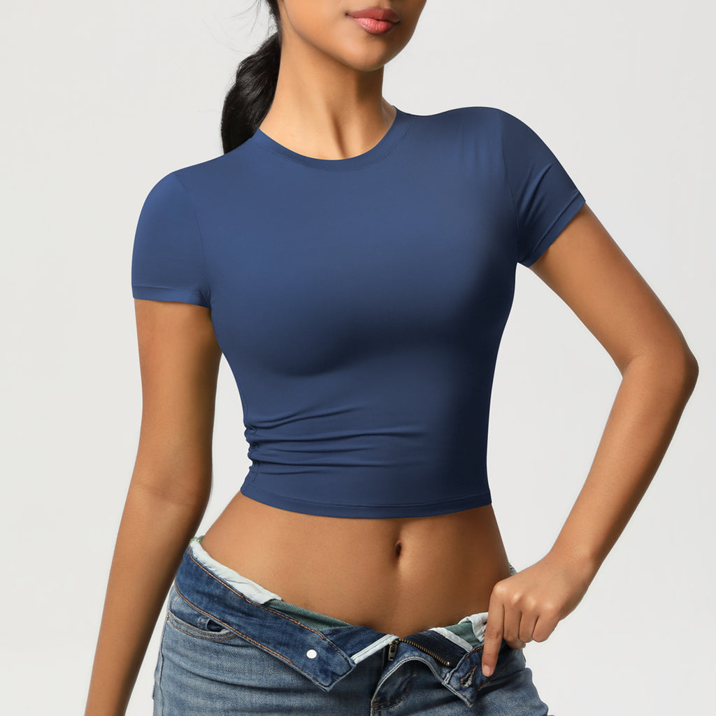 تي شيرت أداء المحاصيل