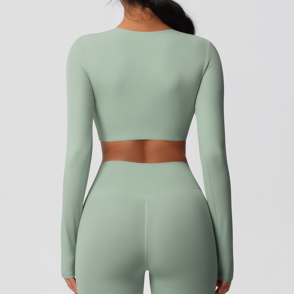 بلوزة شتوية بأكمام طويلة مع وسادة صدر