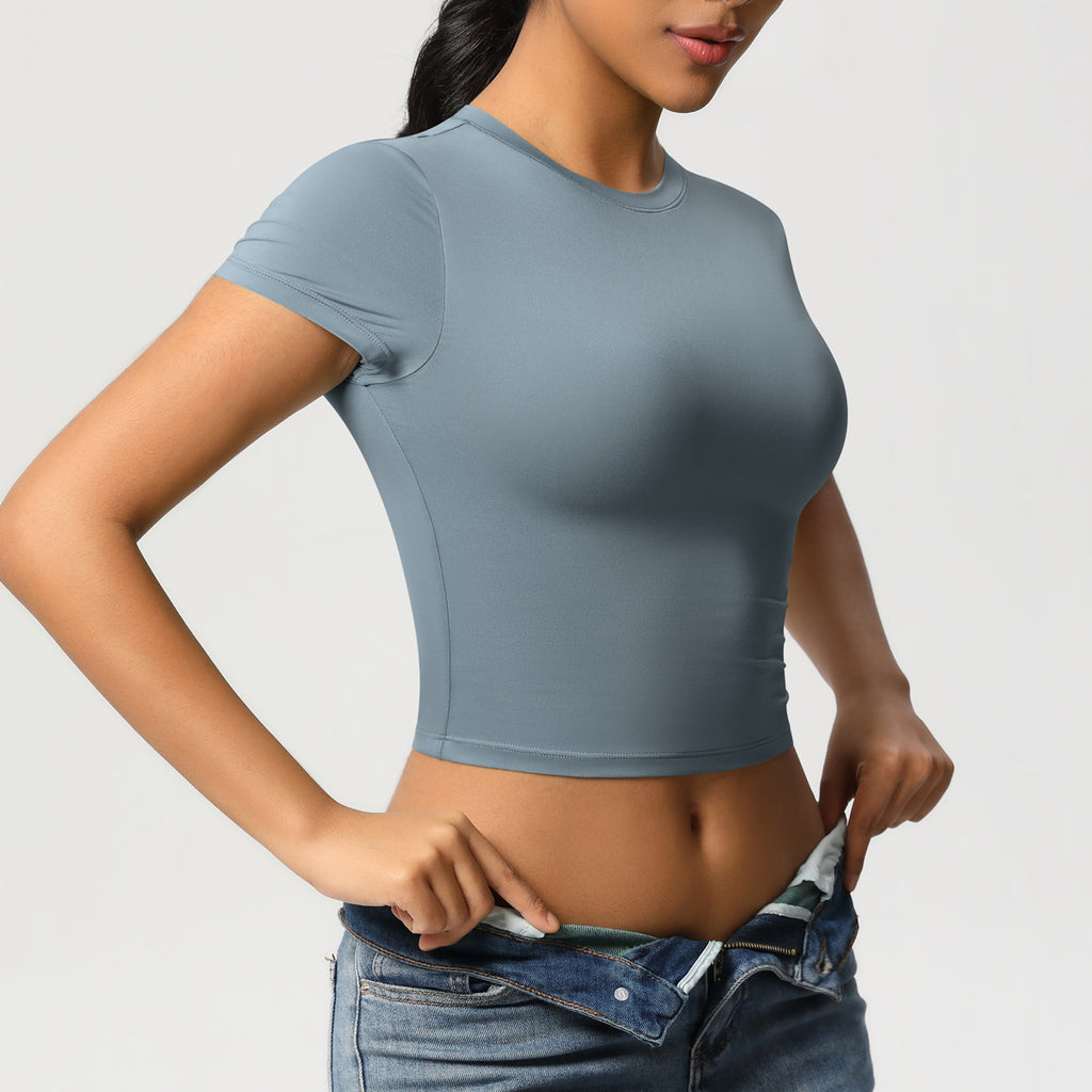 تي شيرت أداء المحاصيل