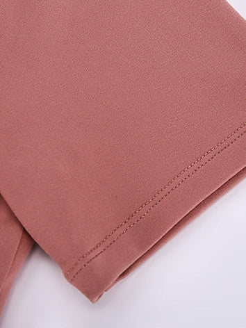 تي شيرت يوغا قصير مع وسادة صدر