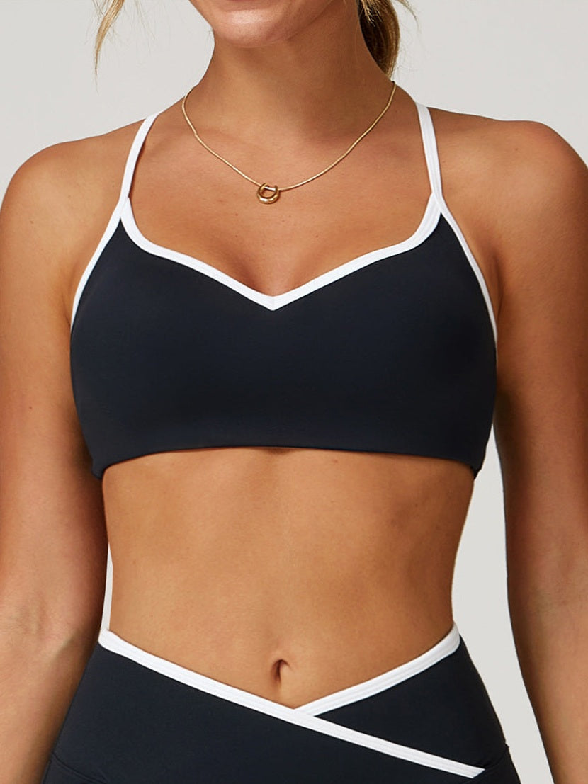 حمالة صدر رياضية بفتحة متقاطعة