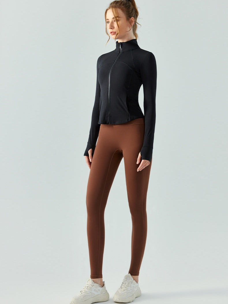 سترة مقاومة للرياح وياقة واقفة