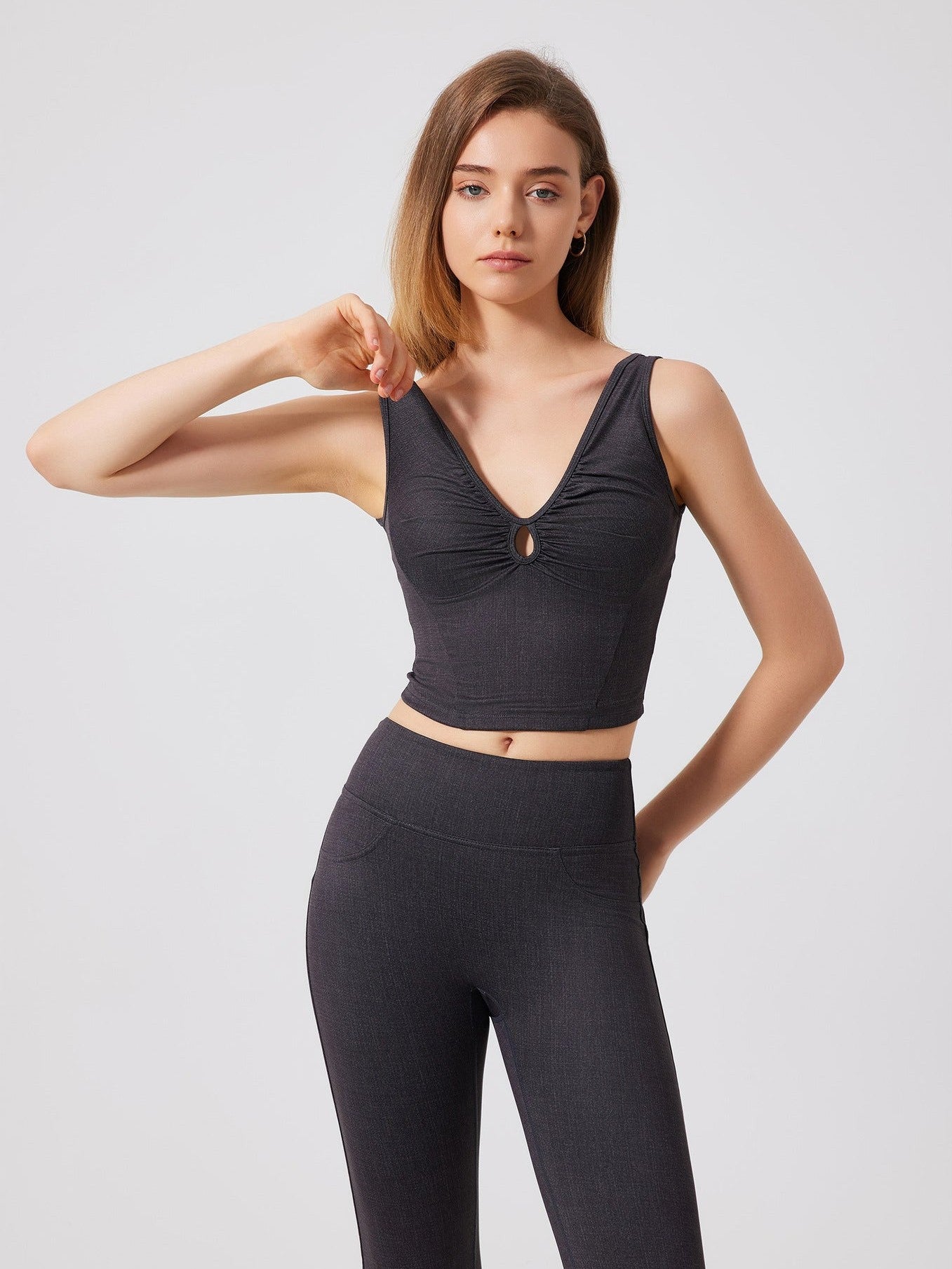 حمالة صدر رياضية قصيرة