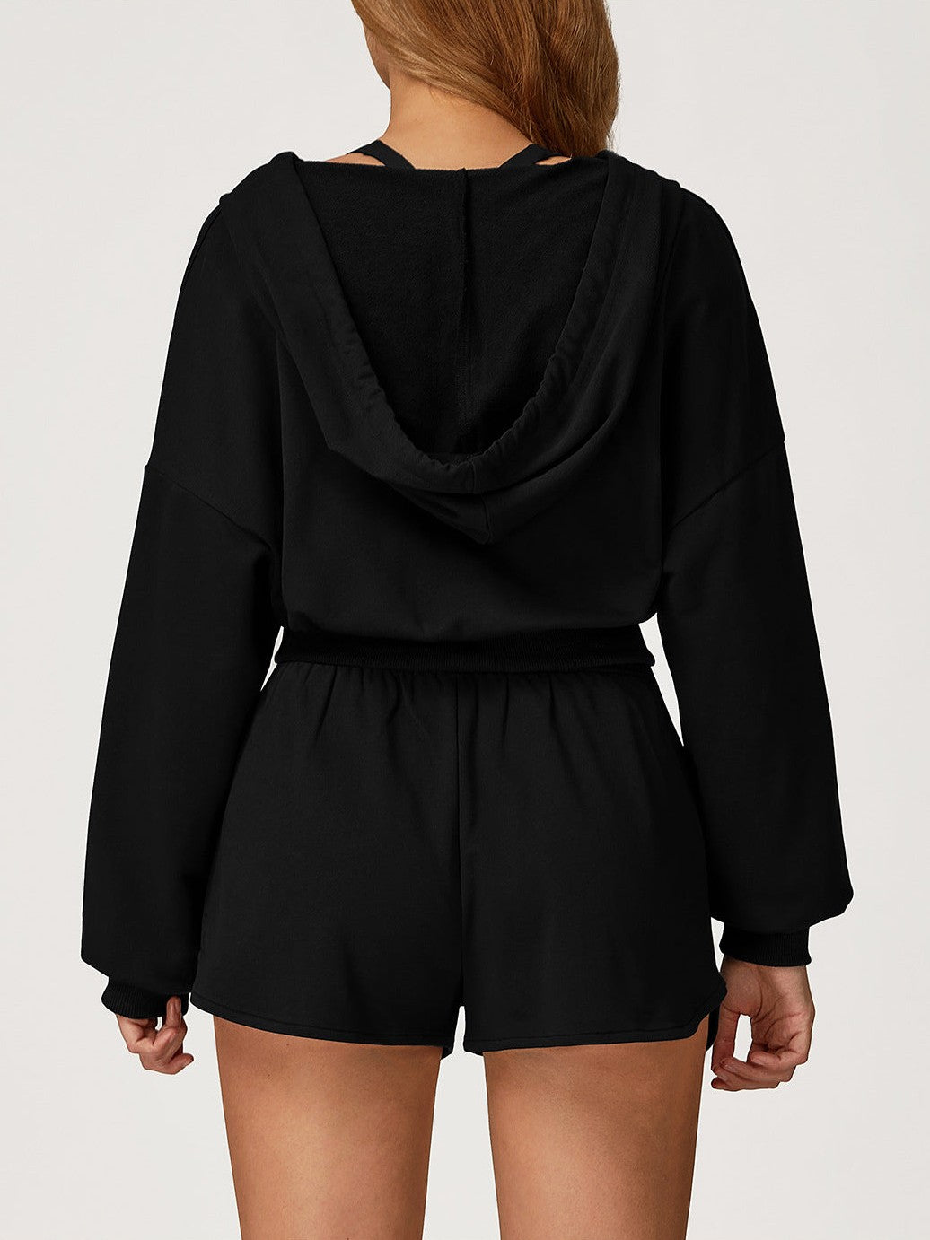 هودي بسحاب مقاوم للرياح