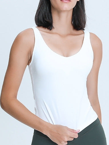 Tanktop mit V-Ausschnitt und U-Rücken