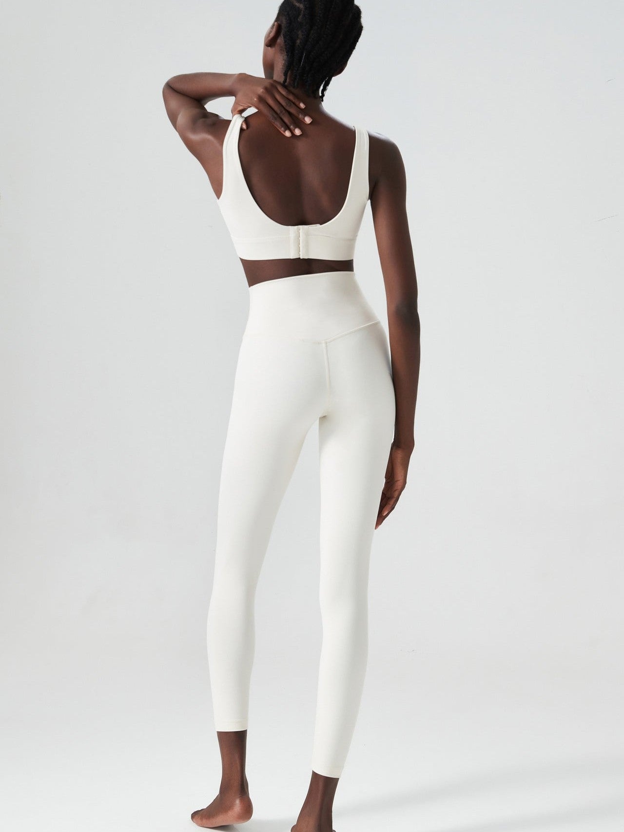 مجموعة يوغا ذات ظهر عميق