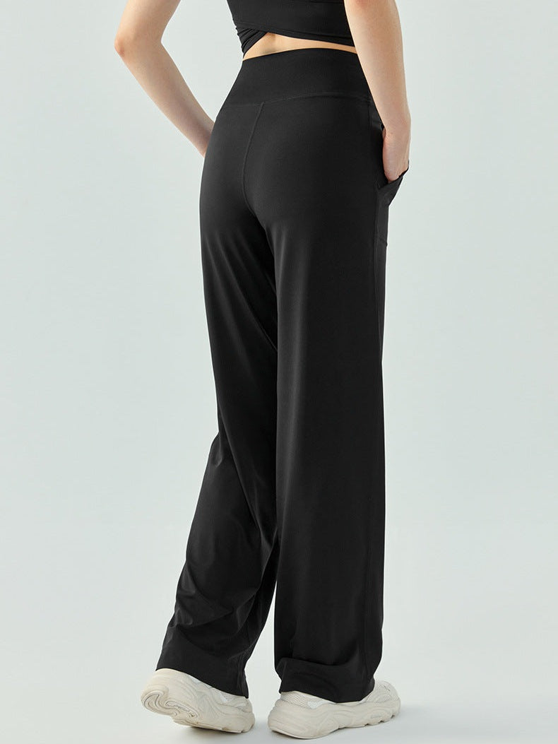 Jogginghose mit großer Tasche