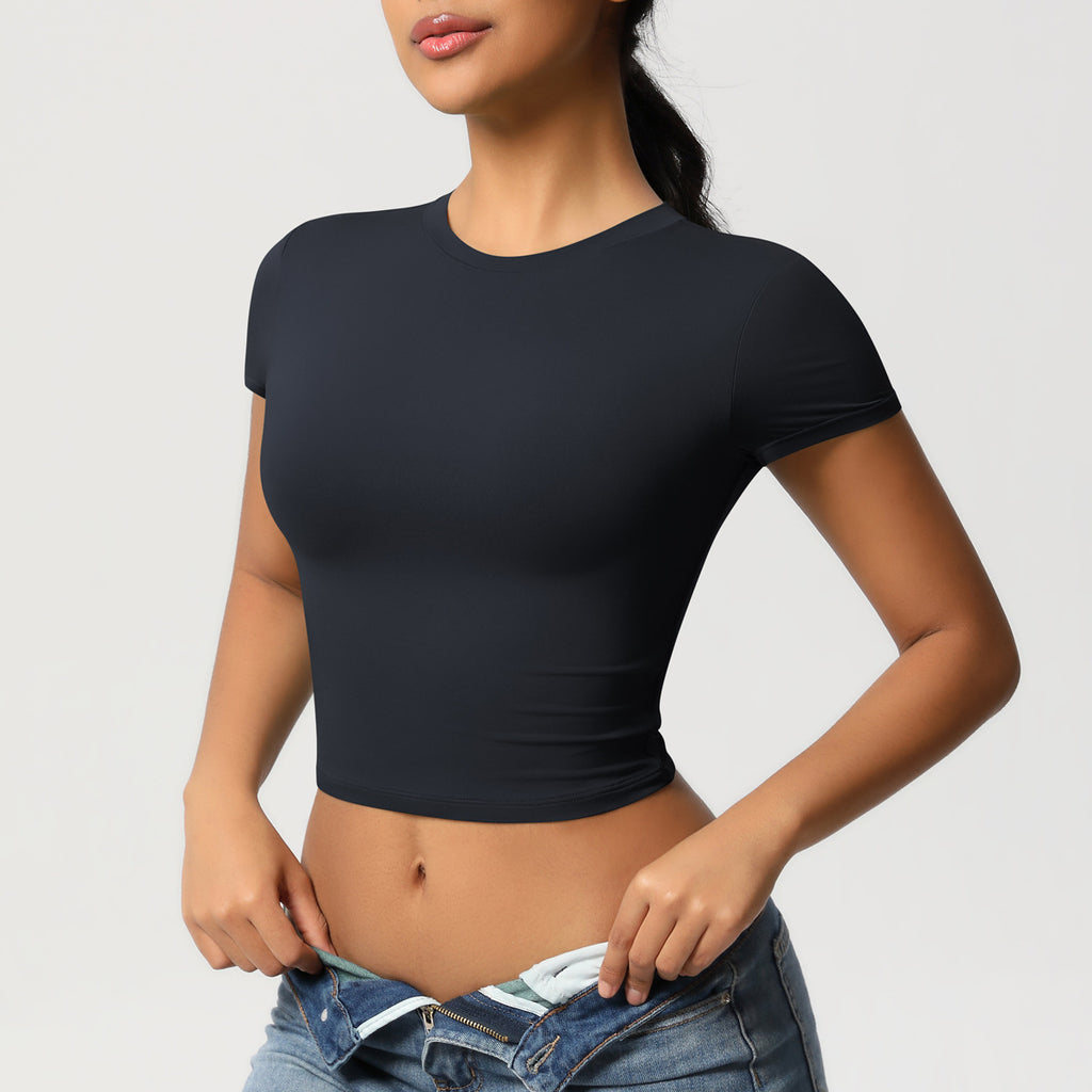 تي شيرت أداء المحاصيل