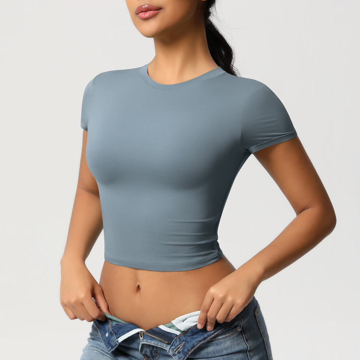 تي شيرت أداء المحاصيل