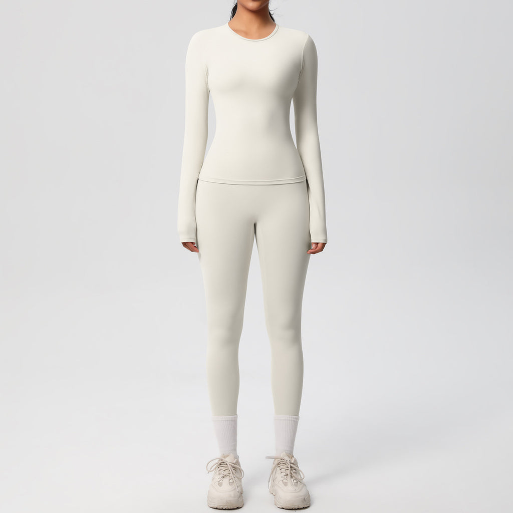 طقم يوغا بأكمام طويلة